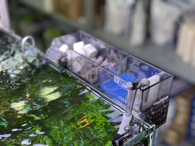 Bộ lọc tràn Acrylic Yee