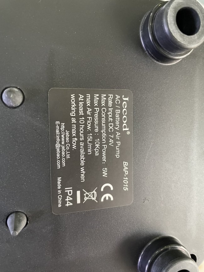 Máy sủi tích điện Jecod BAP-1015 5W-4 vòi