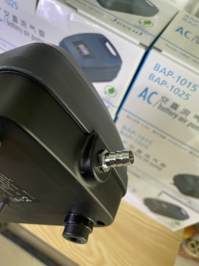 Máy sủi tích điện Jecod BAP-1015 5W-4 vòi
