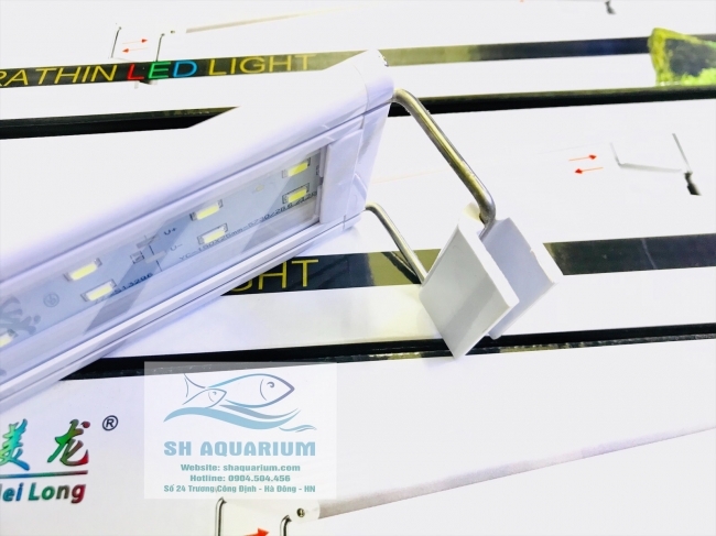 ĐÈN LED MÁNG XML 60/12W