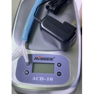 Máy sủi Oxy tích điện Rissee  tự động chuyển chế độ khi mất điện, hoạt động êm và tiết kiệm điện